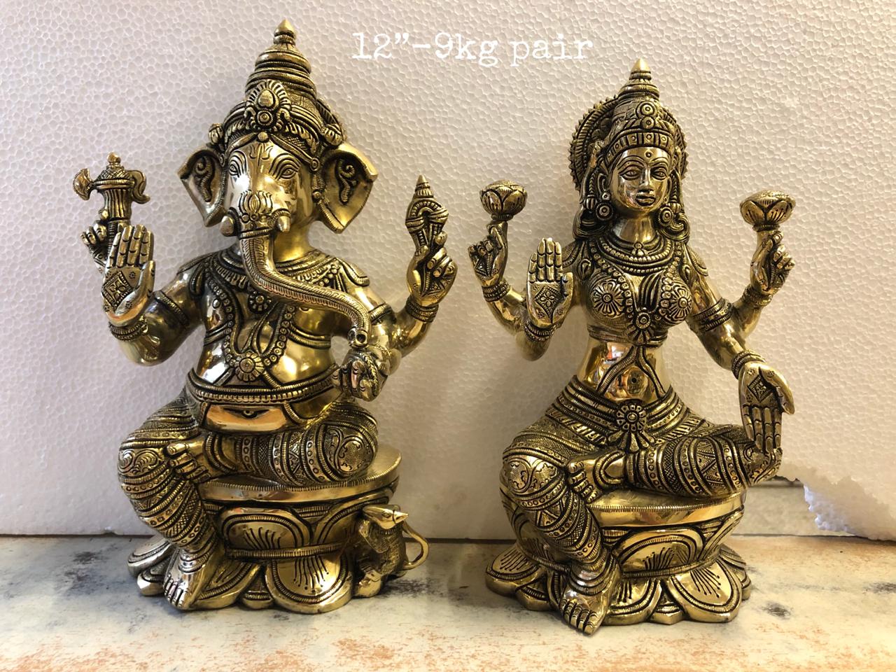 സൃഷ്ടി ഷോറൂം - HANDICRAFTS